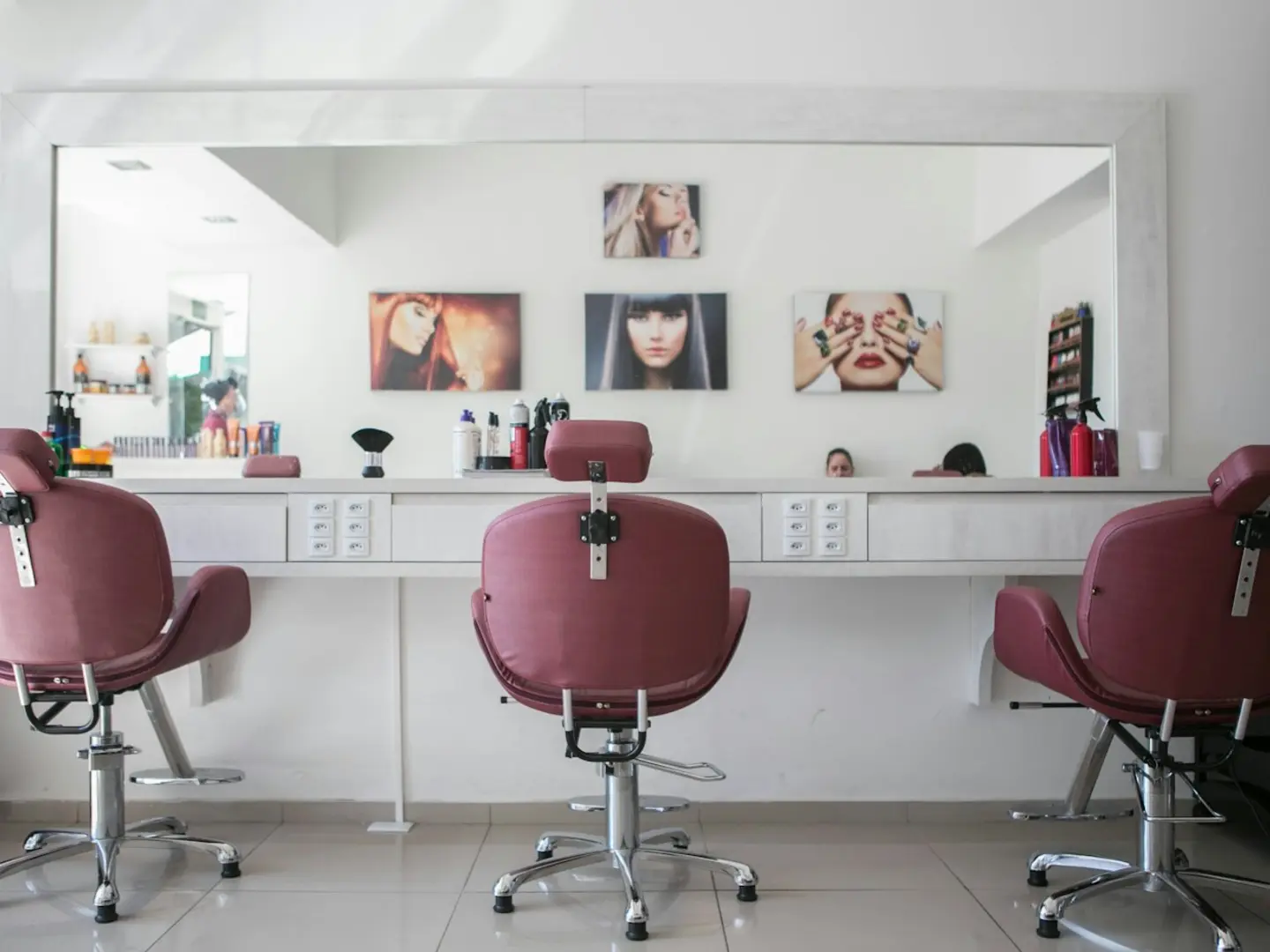 Calm beauty salon interior
